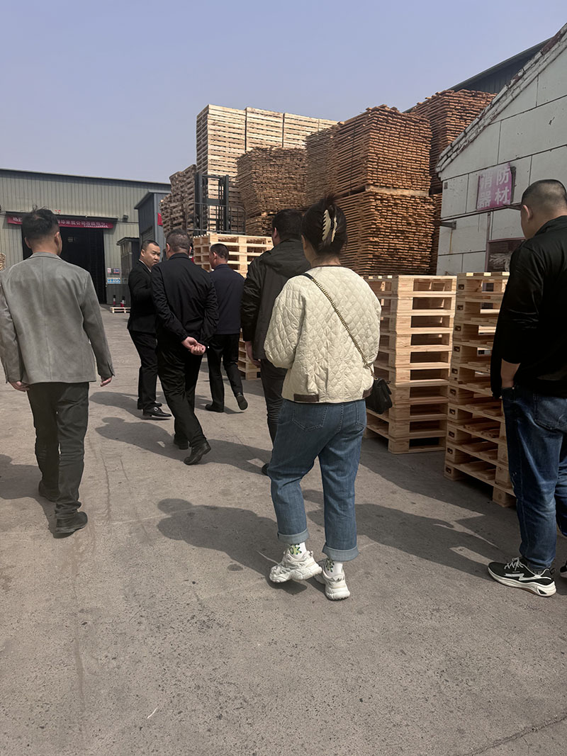 內(nèi)蒙古 XX 物流有限公司（張經(jīng)理、王工程師）?